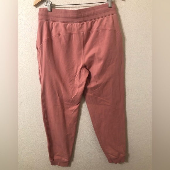 Lululemon Scuba High Rise French Terry Jogger in Brier Rose Pink - Size 8 - Picture 4 of 8